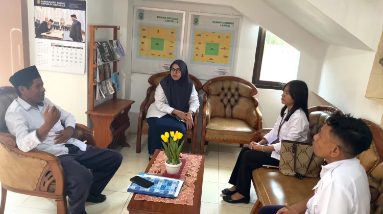 RRI SP Alor Kunjungi Pengadilan Agama Tingkatkan Kolaborasi
