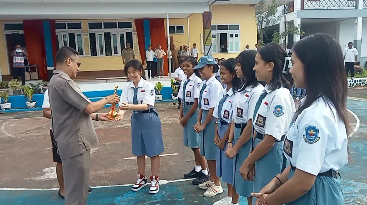 SMA St. Yoseph Kalabahi Raih Juara 2 Line Dance NTT