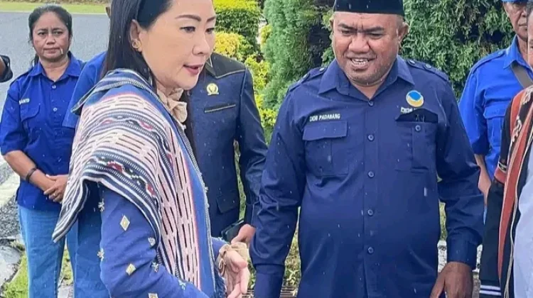 Julie Sutrisno Laiskodat Jalankan Agenda Reses Serap Aspirasi masyarakat Alor