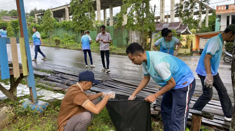 LPP RRI Atambua Dukung Program Asta Cita dengan Aksi Bersih Lingkungan