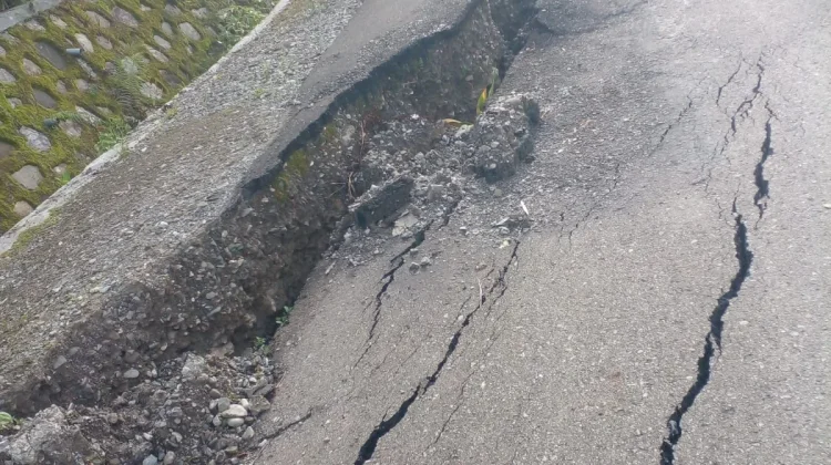 Intensitas Hujan Tinggi, Sejumlah Jalan di Belu Rusak
