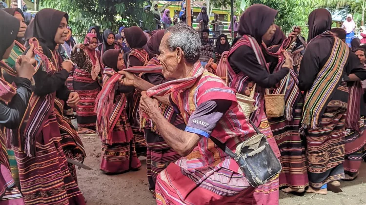 Generasi Muda Didorong Jaga Warisan Budaya Bampalola di Era Digital