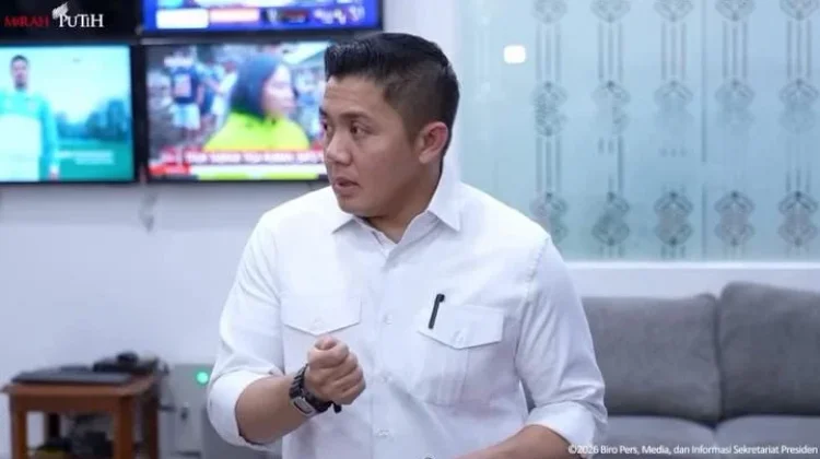 Seskab Tegaskan Insentif Guru Honorer Tetap Berjalan