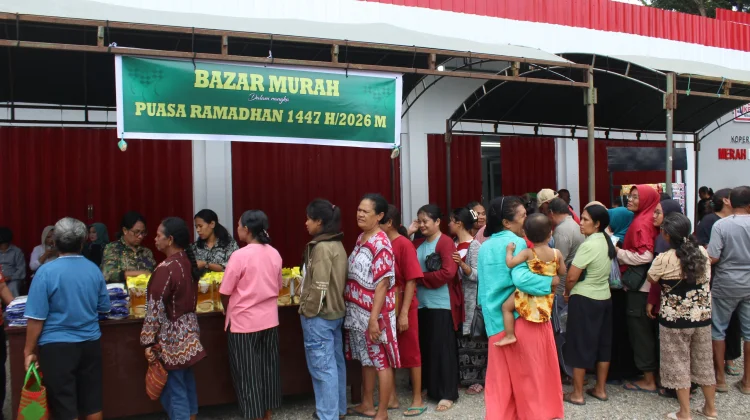 Peduli Kesulitan Masyarakat Kodim TTU Gelar Bazar Ramadhan - RRI.co.id