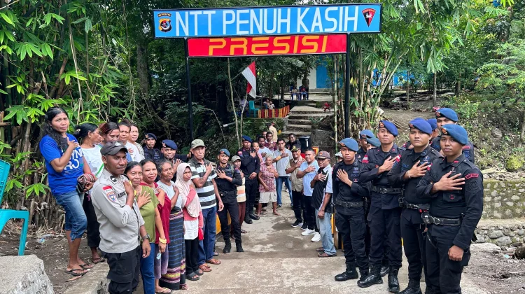 Brimob Alor Wujudkan Harapan Warga setelah Dua Puluh Tahun Menanti Jembatan