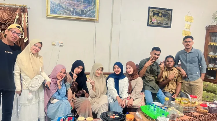 Hangatnya Idul Fitri, Alumni MAN Kalabahi 2017 Rajut Persatuan lewat Silaturahmi