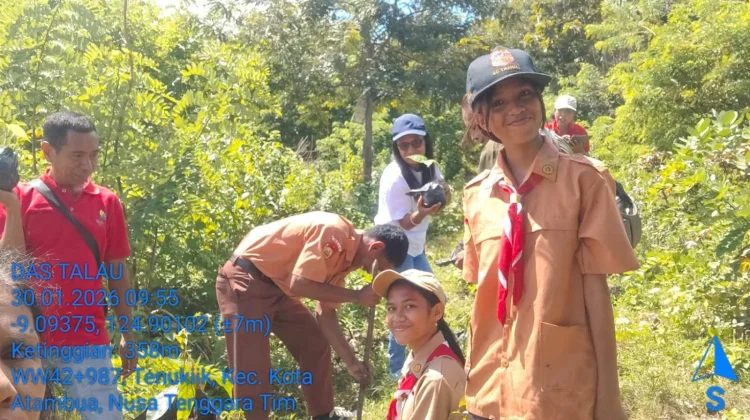 Kolaborasi Masyarakat Pulihkan Hutan