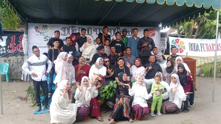 Halal Bihalal Pemuda Dulolong dan Keluarga Besar Mataru Pererat Silaturahmi
