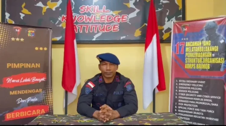 Menyambut Paskah, Brimob Ajak Warga Alor Jaga Keamanan dan Kerukunan Bersama