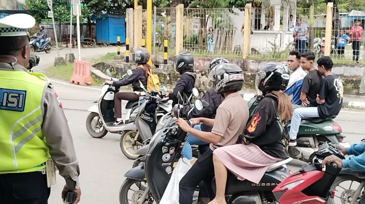 Pengendara di Belu Langgar Aturan Lalu Lintas Ditegur Petugas