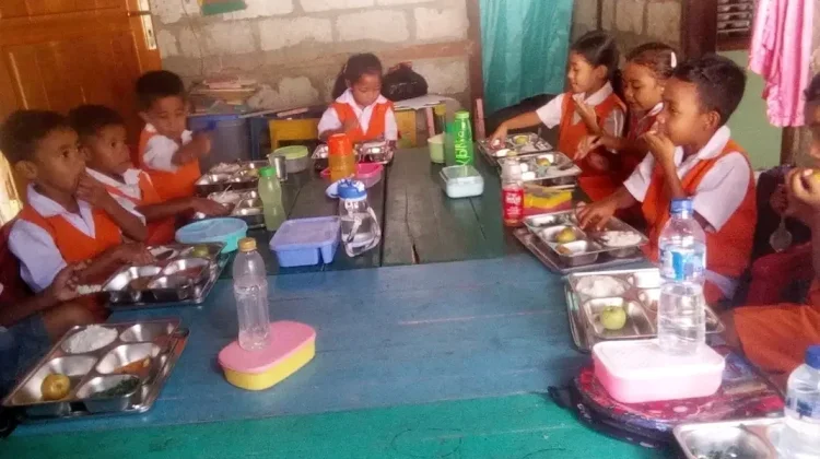 Siswa PAUD di TTU Antusias Sambut MBG