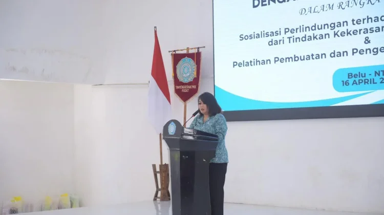 Ketua TP PKK Belu Sambut Kedatangan Ketua TP PKK Pusat