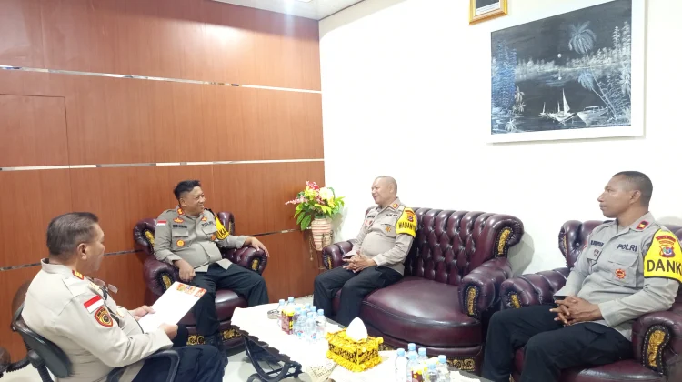 Bangun Sinergitas, Wadanyon Brimob Silaturahmi ke Polres Alor