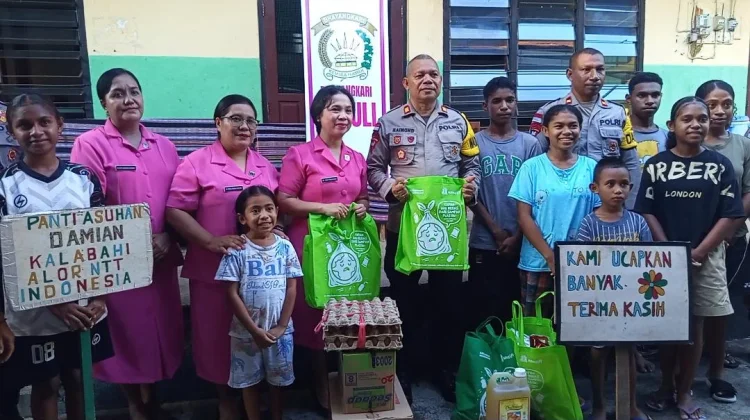 Bhayangkari Yon A Pelopor Berbagi Sembako dan Semangat untuk Anak Panti