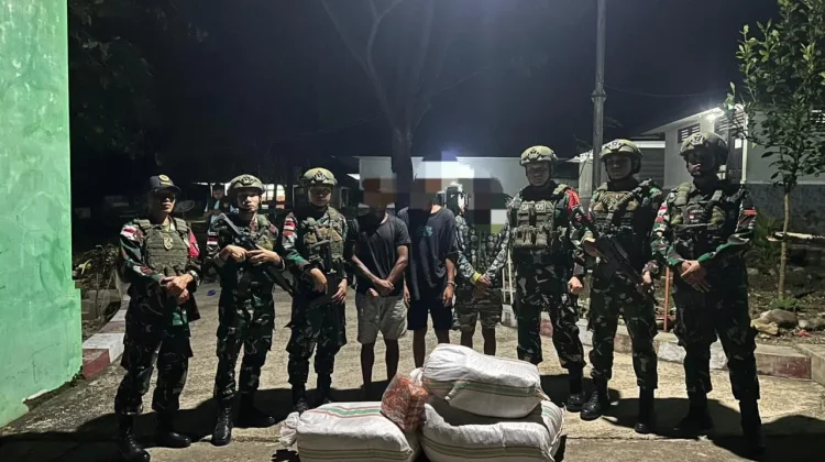 Yonarmed 12 Kostrad Amankan 47 Ball Tembakau di Jalur Ilegal Perbatasan