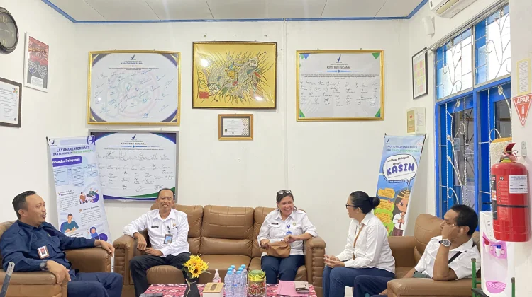 Silaturahmi RRI Atambua dan Loka POM Belu Perkuat Layanan Informasi Kesehatan