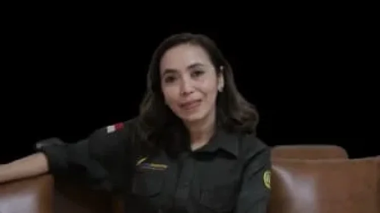 Perempuan Benteng Informasi Keluarga