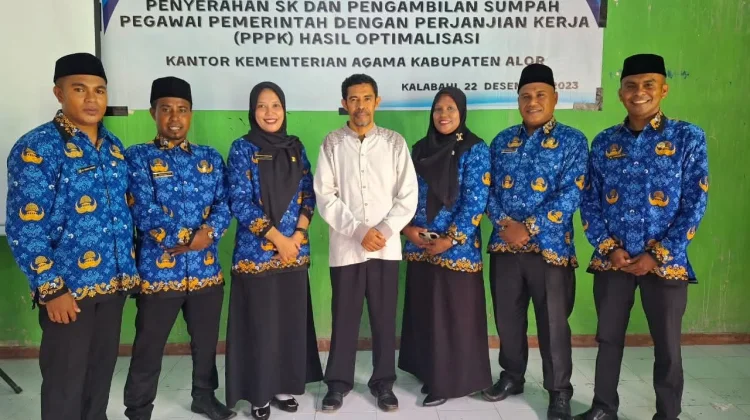 Guru Jadi Teladan Penguatan Karakter Siswa