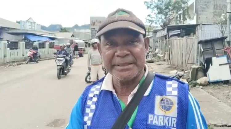 Penataan Pasar Baru Atambua Berdampak pada Berkurangnya Pendampatan Juru Parkir