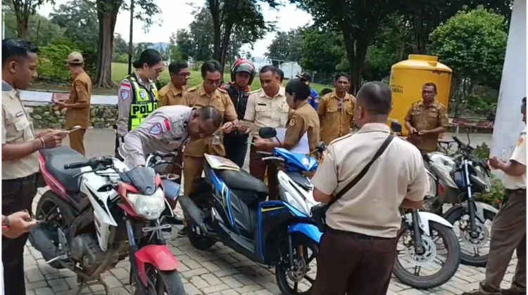 Pemkab Belu Gelar Apel Kendaraan Dinas untuk Tertib Administrasi