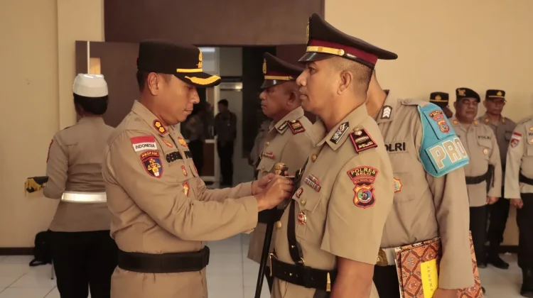 Kapolres Belu Pimpin Serah Terima Jabatan Kapolsek Kakuluk Mesak