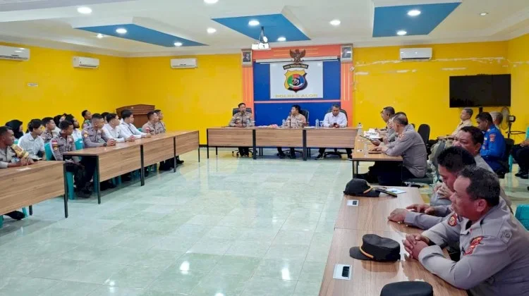 Personel Polres Alor Diminta Tetap Humanis dan Profesional Layani Masyarakat