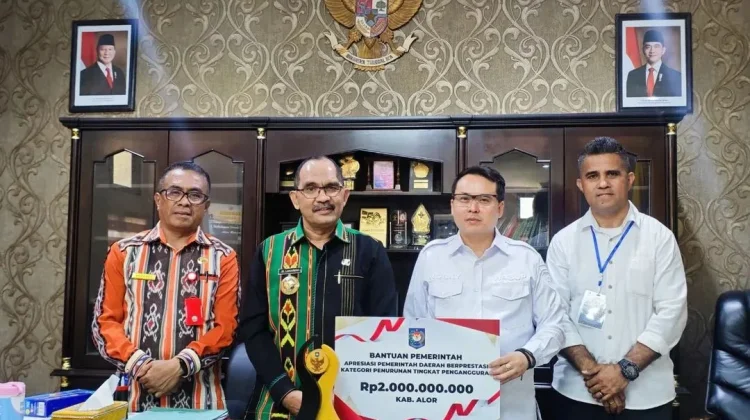 Alor Raih Penghargaan Nasional Berkat Keberhasilan Tekan Angka Pengangguran