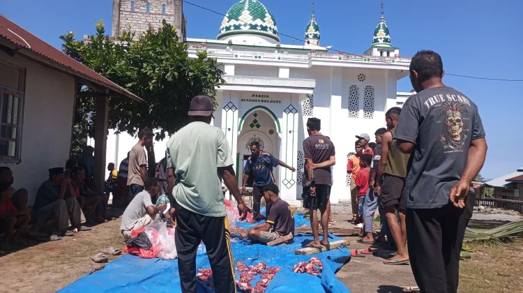 Penyembelihan Kurban di Masjid Al-Ansar Hulnani Jadi Wujud Kepedulian Sosial