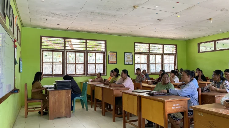 Siswa/i SMPN 1 Atambua Lulus 100 % dalam Penerimaan Amplop TA 2025/2026