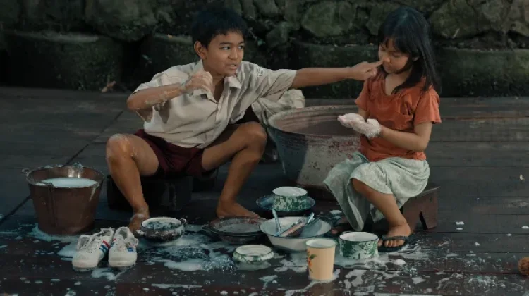 Film "Children of Heaven" Kisah Haru Kakak Beradik yang Sarat Makna