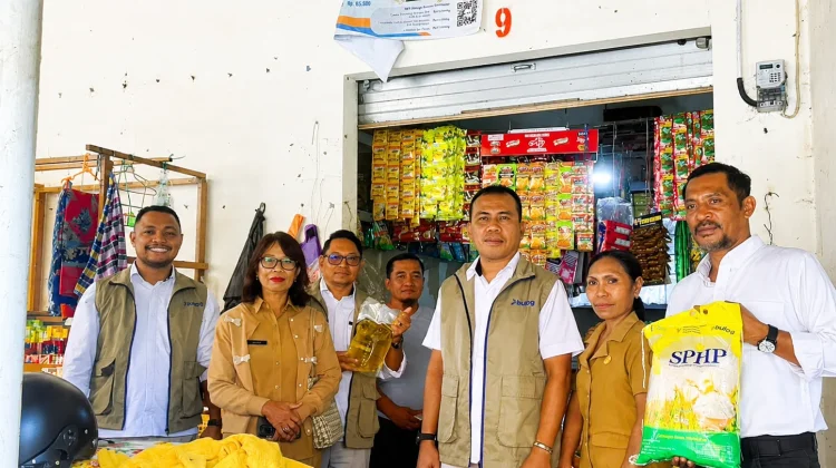Bulog Kalabahi Pastikan Harga Beras SPHP dan Minyak Kita Sesuai HET