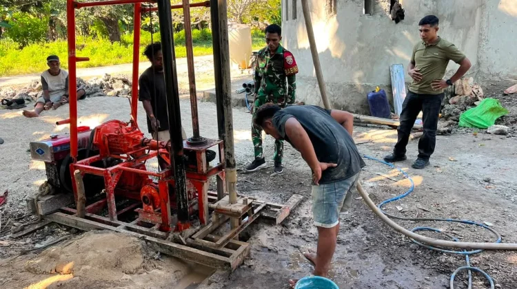 TNI AD Bangun 20 Sumur Bor Perluas Akses Air Bersih di Kabupaten Alor