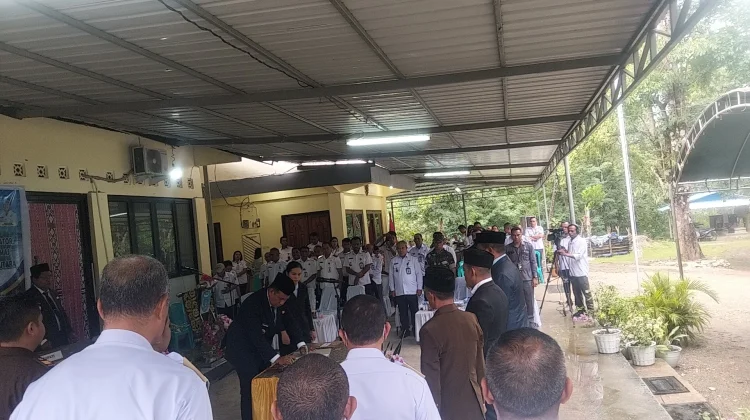Bupati TTU Melantik 62 Pejabat Meliputi Eselon II dan 23 Orang Kepala Puskesmas