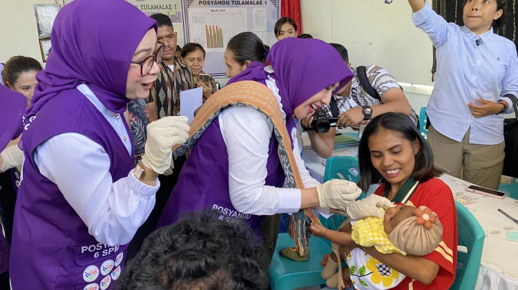 Ketum TP PKK Pusat Hadir di Belu, Perkuat Sinergi 6 SPM dan  Salurkan Sejumlah Bantuan