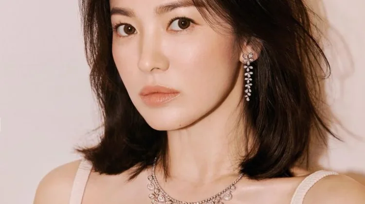 Song Hye Kyo Resmi Tinggalkan UAA setelah 14 Tahun, Buka Babak Baru dalam Karier