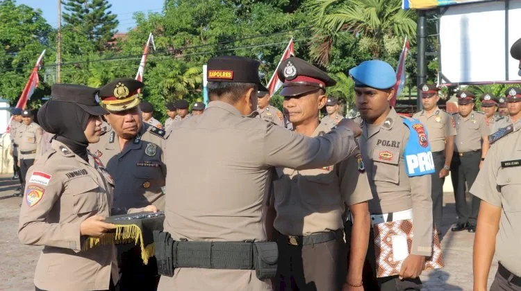 Sebanyak 33 Personel Polres Alor Terima Kenaikan Pangkat Periode 1 Juli 2026