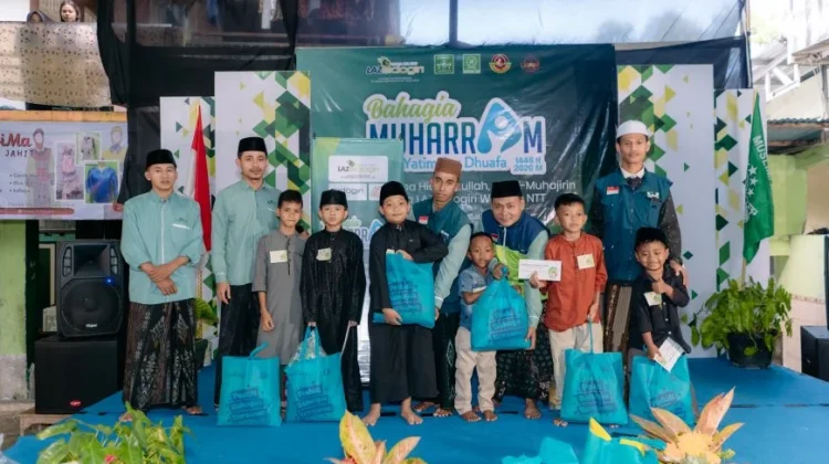 Puluhan Anak Yatim dan Dhuafa Tersenyum Menerima Santunan dari LAZ Sidogiri NTT