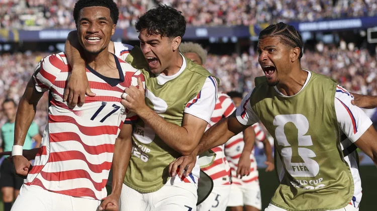 Ikuti Jejak Kanada dan Meksiko, Amerika Serikat Melaju ke Babak 16 Besar