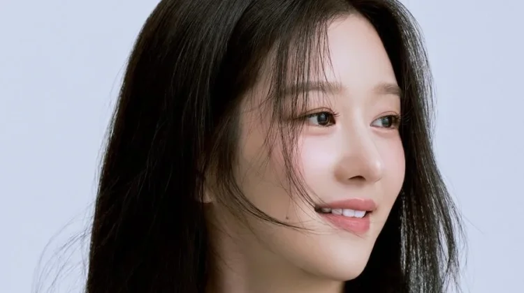 Seo Ye Ji Resmi Bergabung dengan Agensi B.Wave Entertainment