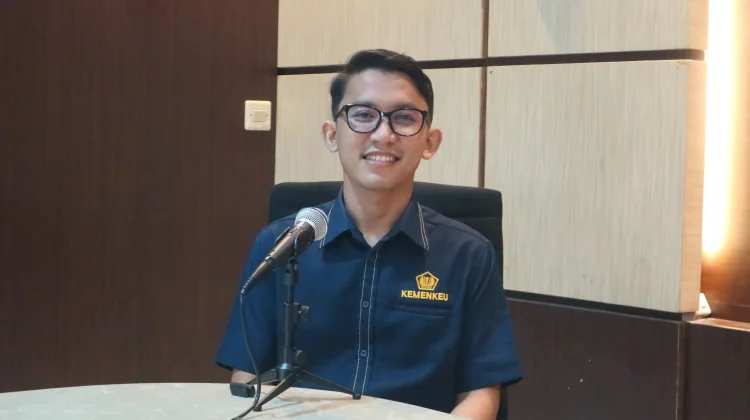 Pahami Perbedaan Menabung dan Investasi sejak Usia Muda