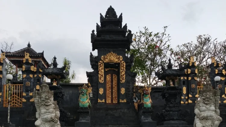 Pura Giri Dharma Loka Menjadi Simbol Toleransi Umat Beragama di Alor sejak 1981