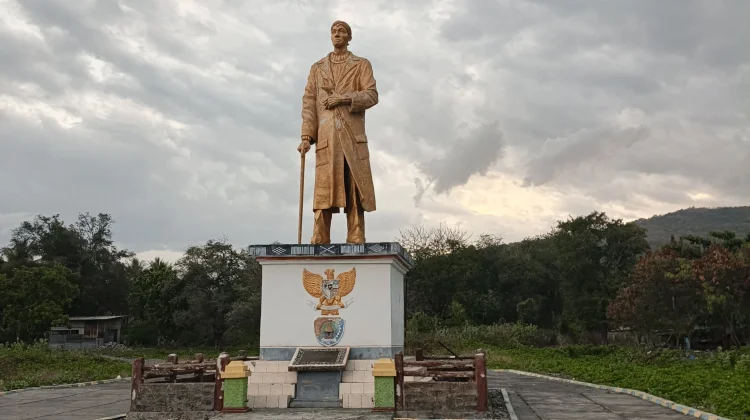 Patung Sudirman Maritaing Simbol Kedaulatan Perbatasan Indonesia di Alor