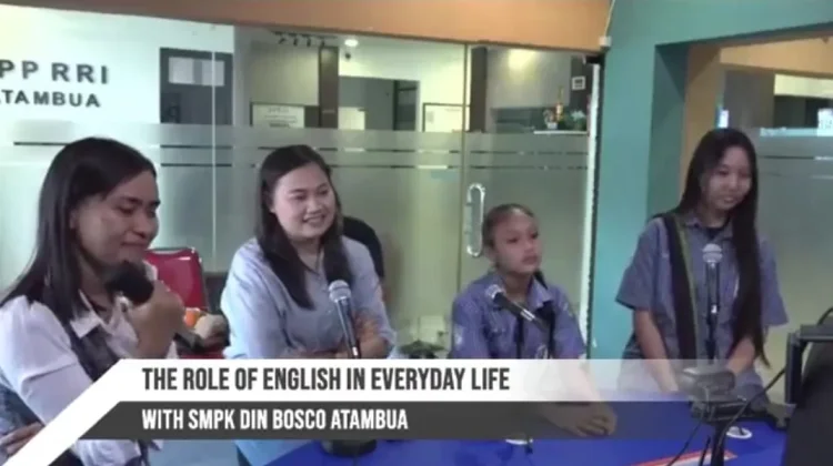 SMPK  Don Bosco Didaulat Siaran Perdana English Corner RRI Atambua