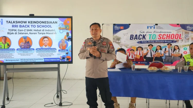 Satbinmas Polres Belu Edukasi Pencegahan Kenakalan Remaja di SMK Negeri 3 Atambua
