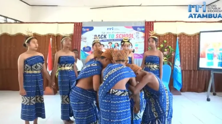 Sanggar Hadinan SMPN Umanen Belu Garda Pelestari Budaya