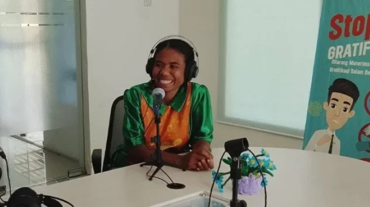 Perempuan Harus Paham Kodrat dan Peran Gandatanpa Ragu