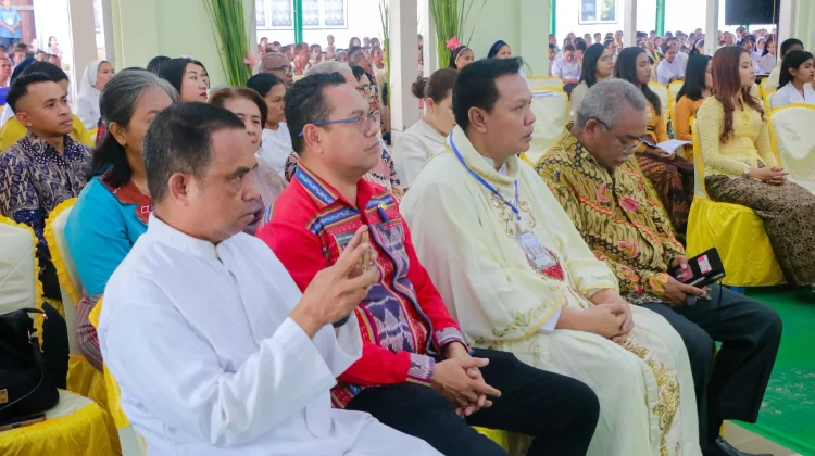 Wabup Belu Menghadiri Tabisan Enam Imam Baru Keuskupan Atambua