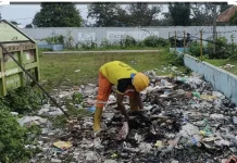 Lurah Manumutin Ajak Masyarakat Peduli Lingkungan dari Sampah
