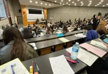 Mahasiswa Diharap Realistis Menilai Manfaat Kuliah