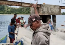Cuaca Ekstrem Nelayan Pantura Belu Tetap Melaut